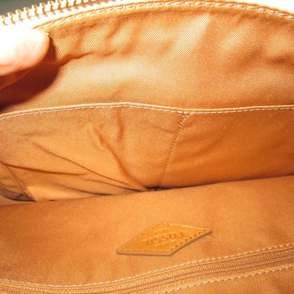NWT $138 Fossil Leather Kinley Crossbody Bag - Picture 5 of 5